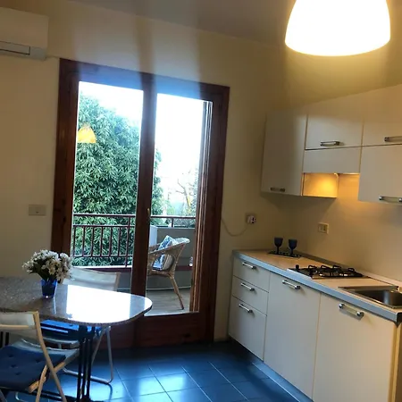 Апартаменты Cute With Sea View